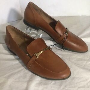 GEORGE NWOT  BLAKE Tan Ladies Loafers